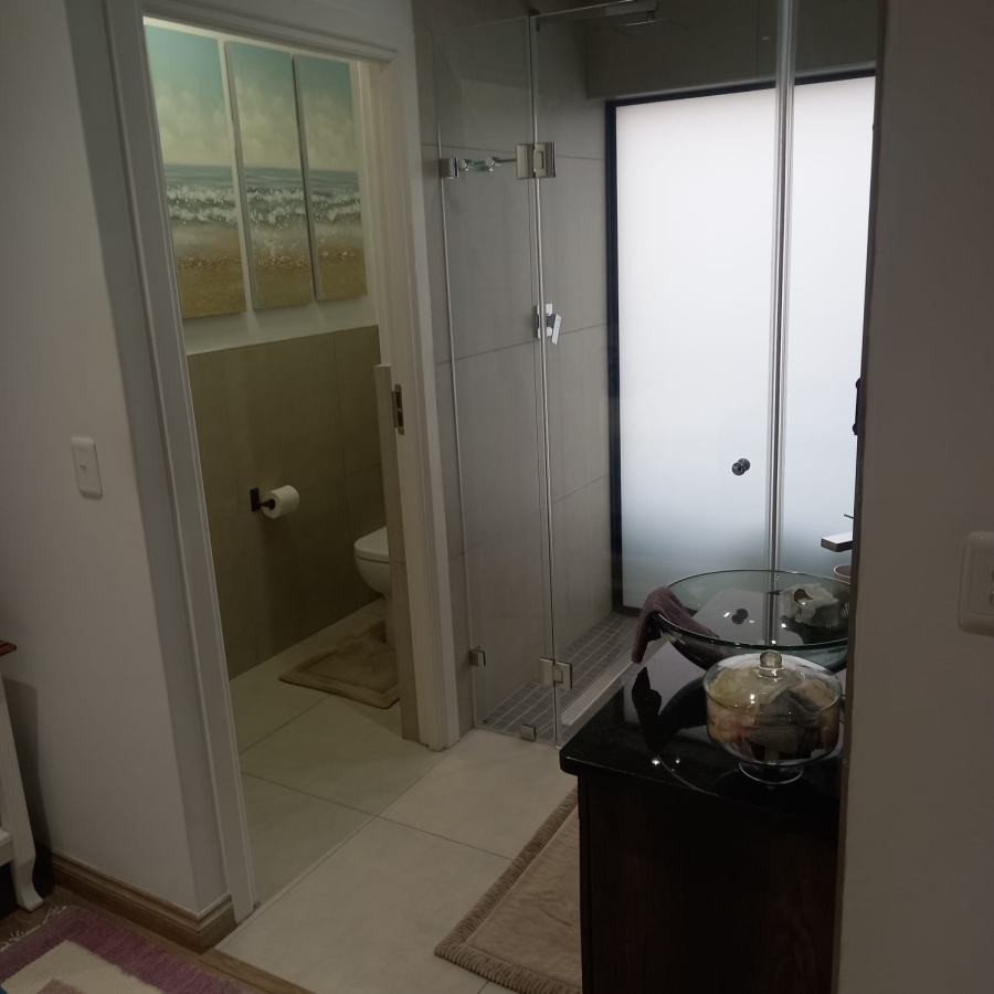 4 Bedroom Property for Sale in Menkenkop Western Cape